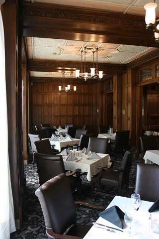 Engineers Club Dining Room